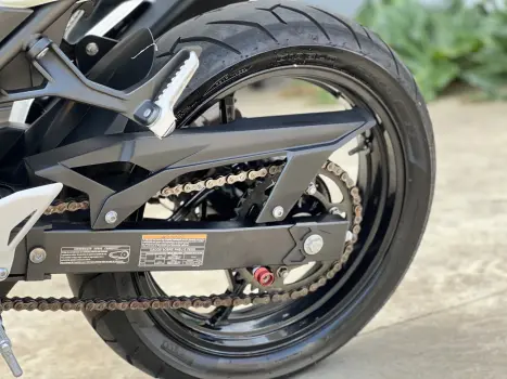 KAWASAKI Z 400 ABS, Foto 14