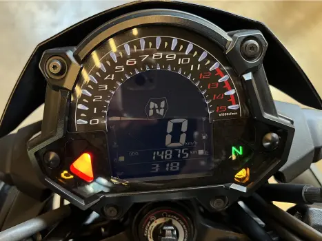 KAWASAKI Z 400 ABS, Foto 16