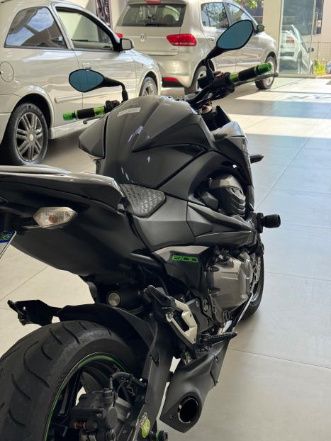 KAWASAKI Z 800 ABS, Foto 4