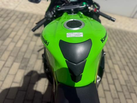 KAWASAKI ZX 10 R NINJA, Foto 5