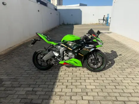 KAWASAKI ZX 6 R 636, Foto 1
