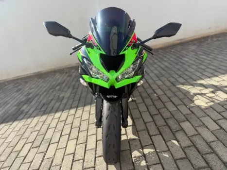 KAWASAKI ZX 6 R 636, Foto 3
