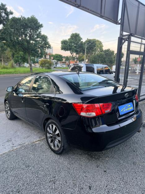 KIA Cerato Sedan 1.6 16V 4P EX AUTOM�TICO, Foto 4
