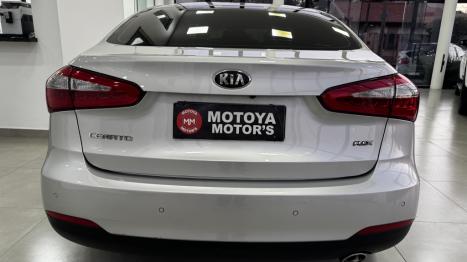 KIA Cerato Sedan 1.6 16V 4P SX3 AUTOM�TICO, Foto 6