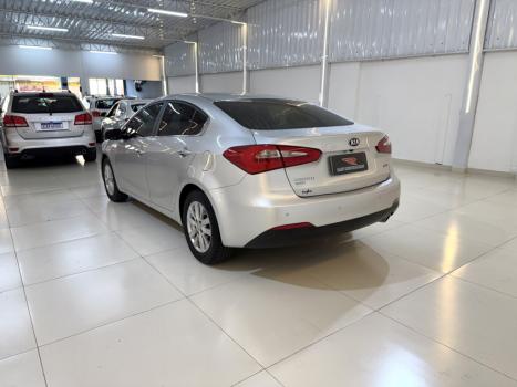 KIA Cerato Sedan 1.6 16V 4P SX AUTOM�TICO, Foto 9