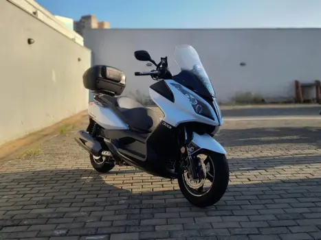 KYMCO Downtown 300i ABS, Foto 3
