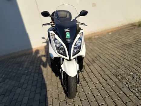 KYMCO Downtown 300i ABS, Foto 7