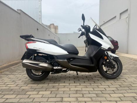 KYMCO Downtown 300i ABS, Foto 2