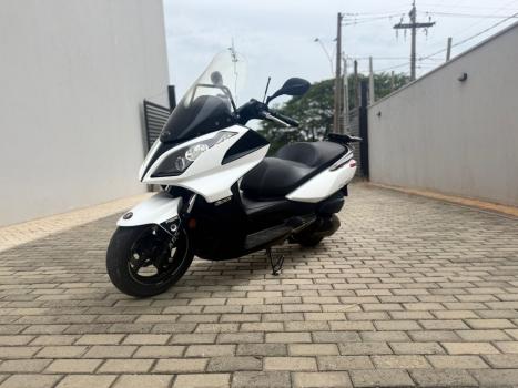 KYMCO Downtown 300i ABS, Foto 3