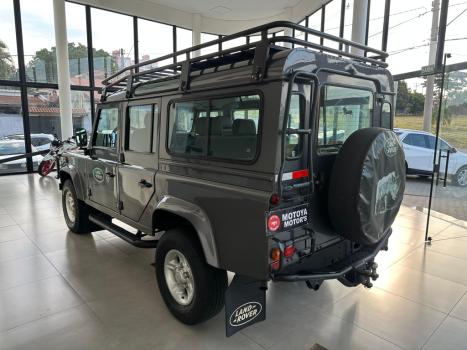 LAND ROVER Defender 110 2.5 4P CSW 4X4 TURBO, Foto 4