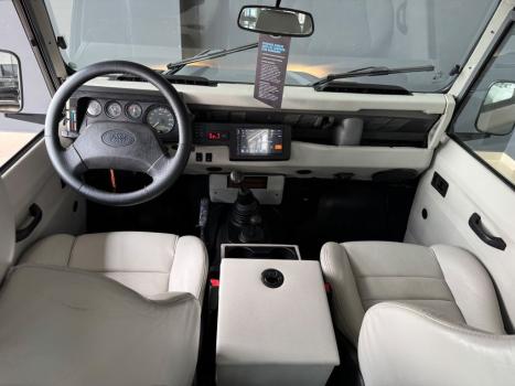 LAND ROVER Defender 90 2.5 SW TETO RIGIDO 4X4 TURBO INTERCOOLER, Foto 8