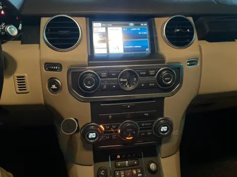 LAND ROVER Discovery 4 3.0 V6 24V 4P SE 4X4 BI-TURBO DIESEL AUTOMÁTICO, Foto 13 LAND ROVER Discovery 4 3.0 V6 24V 4P SE 4X4 BI-TURBO DIESEL AUTOMÁTICO, Foto 13