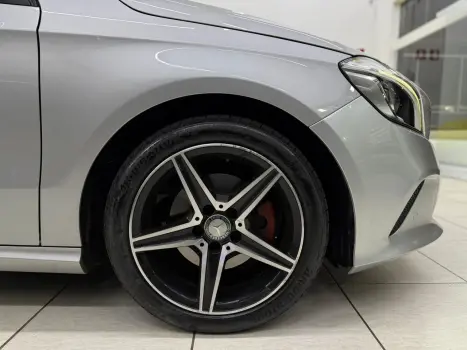 MERCEDES-BENZ A 200 1.6 16V 4P TURBO FLEX AUTOMTICO, Foto 6