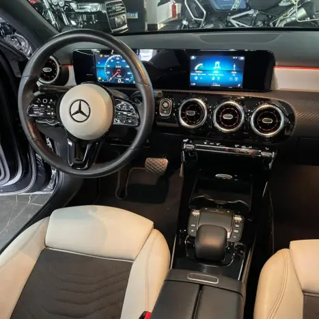 MERCEDES-BENZ A 200 Sedan 1.3 16V 4P CGI STYLE 7G-TRONIC DCT AUTOMTICO, Foto 12