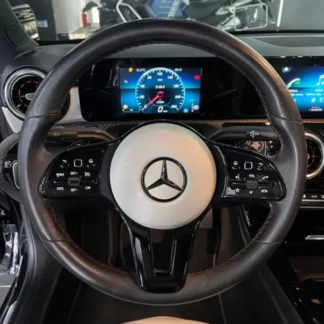 MERCEDES-BENZ A 200 Sedan 1.3 16V 4P CGI STYLE 7G-TRONIC DCT AUTOMTICO, Foto 14