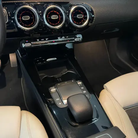 MERCEDES-BENZ A 200 Sedan 1.3 16V 4P CGI STYLE 7G-TRONIC DCT AUTOMTICO, Foto 15