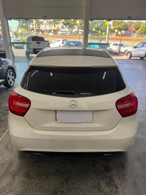 MERCEDES-BENZ A 200 1.6 16V 4P TURBO URBAN AUTOM�TICO, Foto 6