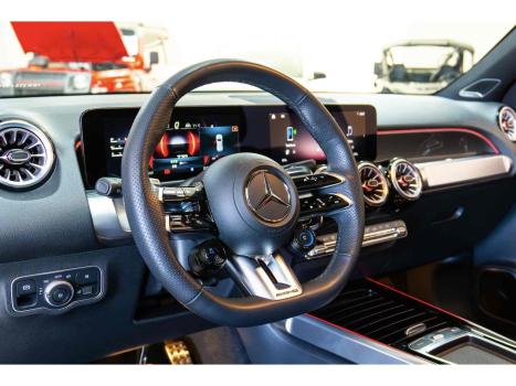 MERCEDES-BENZ A 35 AMG Sedan , Foto 5 MERCEDES-BENZ A 35 AMG Sedan , Foto 5