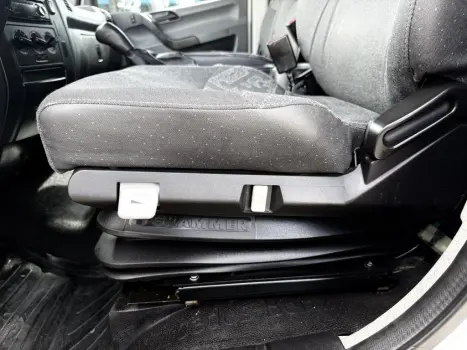 MERCEDES-BENZ Accelo 1016, Foto 18