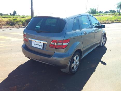 MERCEDES-BENZ B 180 1.7 4P CONFORT AUTOM�TICO, Foto 9