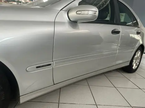 MERCEDES-BENZ C 180 K 1.6 4P CLASSIC KOMPRESSOR SPECIAL AUTOM�TICO, Foto 6