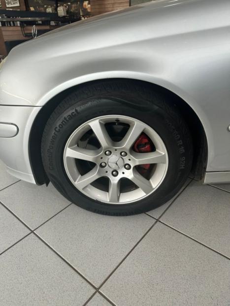 MERCEDES-BENZ C 180 K 1.6 4P CLASSIC KOMPRESSOR SPECIAL AUTOM�TICO, Foto 7