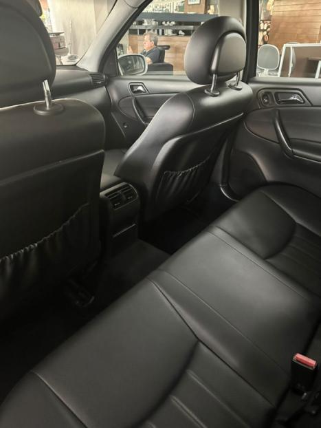MERCEDES-BENZ C 180 K 1.6 4P CLASSIC KOMPRESSOR SPECIAL AUTOM�TICO, Foto 12