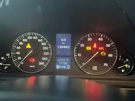 MERCEDES-BENZ C 180 K 1.6 4P CLASSIC KOMPRESSOR SPECIAL AUTOM�TICO, Foto 18