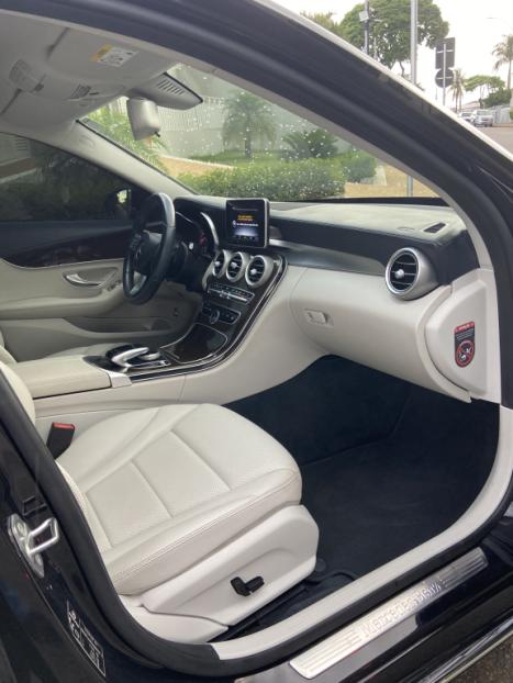 MERCEDES-BENZ C 180 1.6 16V 4P CGI EXCLUSIVE TURBO AUTOMÁTICO, Foto 4 MERCEDES-BENZ C 180 1.6 16V 4P CGI EXCLUSIVE TURBO AUTOMÁTICO, Foto 4