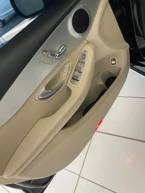 MERCEDES-BENZ C 200 2.0 16V 4P CGI AVANTGARDE AUTOM�TICO, Foto 12