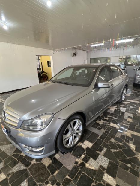 MERCEDES-BENZ C 200 1.8 16V 4P CGI AVANTGARDE AUTOM�TICO, Foto 3