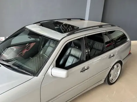 MERCEDES-BENZ C 280 2.8 6 CILINDROS 4P ELEGANCE AUTOM�TICO, Foto 5