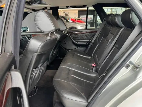 MERCEDES-BENZ C 280 2.8 6 CILINDROS 4P ELEGANCE AUTOM�TICO, Foto 15