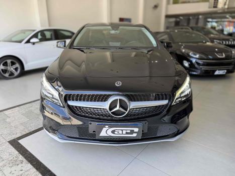 MERCEDES-BENZ CLA 180 , Foto 2