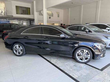 MERCEDES-BENZ CLA 180 , Foto 3