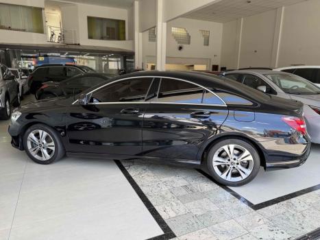 MERCEDES-BENZ CLA 180 , Foto 6