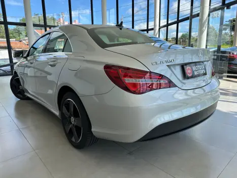 MERCEDES-BENZ CLA 180 1.6 16V 4P CGI TURBO 7G-TRONIC AUTOM�TICO DCT, Foto 3