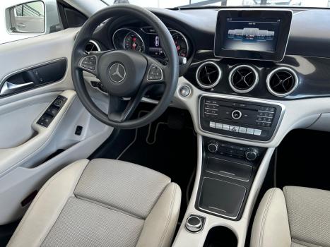 MERCEDES-BENZ CLA 180 1.6 16V 4P CGI TURBO 7G-TRONIC AUTOM�TICO DCT, Foto 7