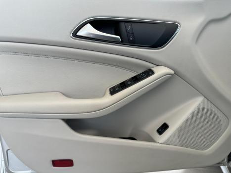 MERCEDES-BENZ CLA 180 1.6 16V 4P CGI TURBO 7G-TRONIC AUTOM�TICO DCT, Foto 12