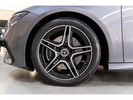 MERCEDES-BENZ CLA 200 , Foto 8