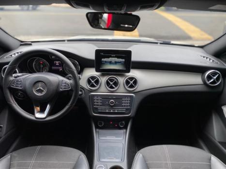 MERCEDES-BENZ CLA 200 1.6 16V 4P URBAN AUTOM�TICO, Foto 12