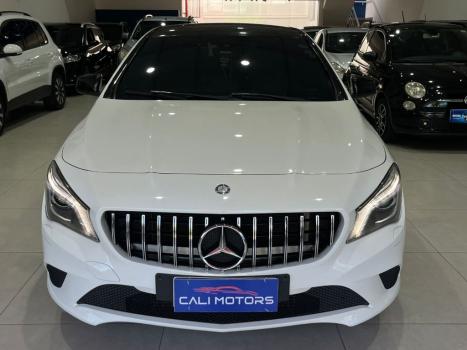 MERCEDES-BENZ CLA 200 1.6 4P FIRST EDITION TURBO AUTOMATIZADO, Foto 3