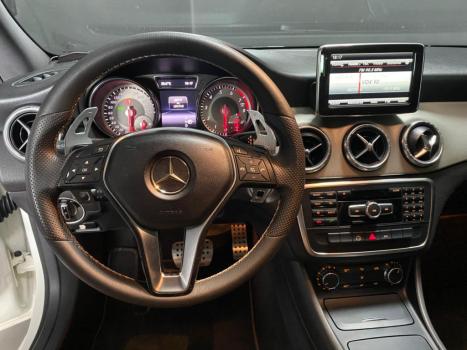 MERCEDES-BENZ CLA 200 1.6 4P FIRST EDITION TURBO AUTOMATIZADO, Foto 14