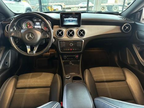MERCEDES-BENZ CLA 200 1.6 16V 4P VISION AUTOM�TICO, Foto 4