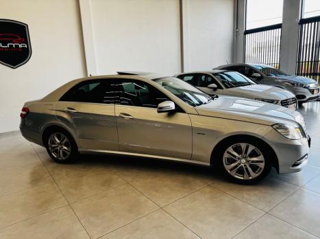 MERCEDES-BENZ E 250 1.8 16V 4P CGI AVANTGARDE AUTOM�TICO, Foto 3