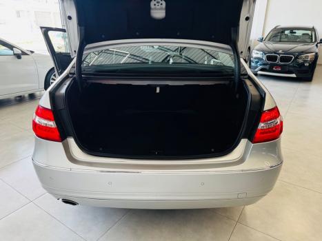 MERCEDES-BENZ E 250 1.8 16V 4P CGI AVANTGARDE AUTOM�TICO, Foto 8