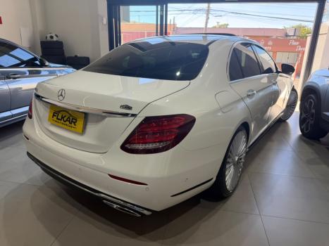 MERCEDES-BENZ E 250 2.0 16V 4P CGI EXCLUSIVE LAUNCH EDITION 9G-TRONIC AUTOM�TICO, Foto 5