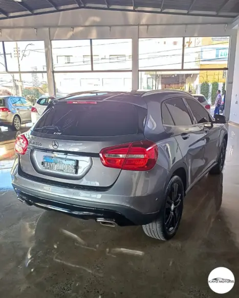 MERCEDES-BENZ GLA 200 1.6 16V 4P FLEX CGI VISION TURBO AUTOMTICO, Foto 9