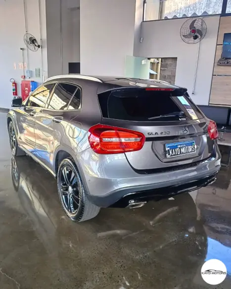 MERCEDES-BENZ GLA 200 1.6 16V 4P FLEX CGI VISION TURBO AUTOMTICO, Foto 10