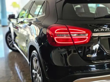 MERCEDES-BENZ GLA 200 1.6 16V 4P FLEX CGI ADVANCE TURBO AUTOMTICO, Foto 18